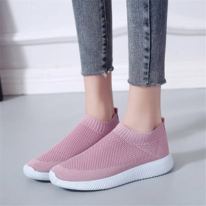 UPUPER Light Sneakers Women Running Shoes Women Breathable Mesh Slip-On Shoes Woman Sports Shoes 2019 zapatillas mujer deportiva