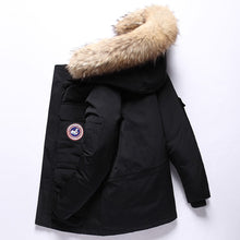 Load image into Gallery viewer, Winter Feather Men&#39;s down Jacket Short Canada down Jacket Outdoor Workwear  Thick Warm Men&#39;s Winter Jacket